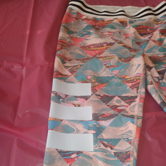 ADIDAS OUTFIT - Picture 7 of 12